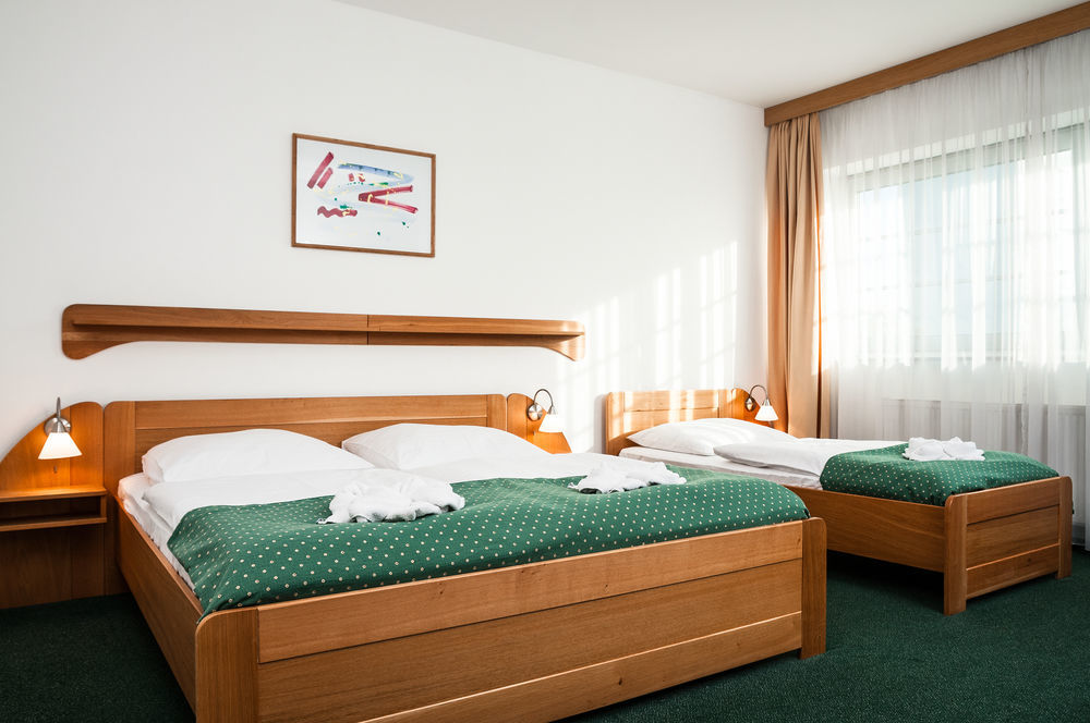 Hotel Oya Prag Exteriör bild